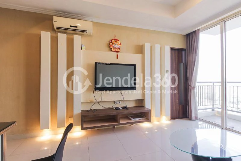 Living Room Spacious 1BR High Floor Apartment with City View at Ancol Mansion Apartment