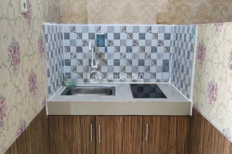 Kitchen Modern Studio Apartment at Casablanca East Residence Low Floor