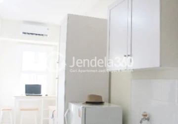 Other Low Floor Studio Apartment with Swimming Pool View at Parahyangan Residence