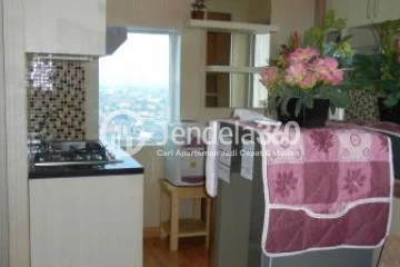 Kitchen Middle Floor Studio Apartment with City View at Menteng Square Apartment