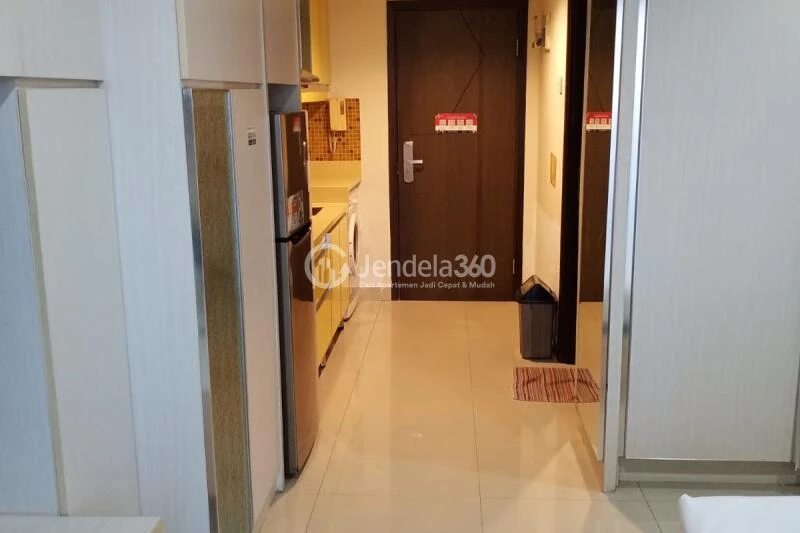 Bedroom Homey Studio Apartment at Tamansari The Hive Middle Floor
