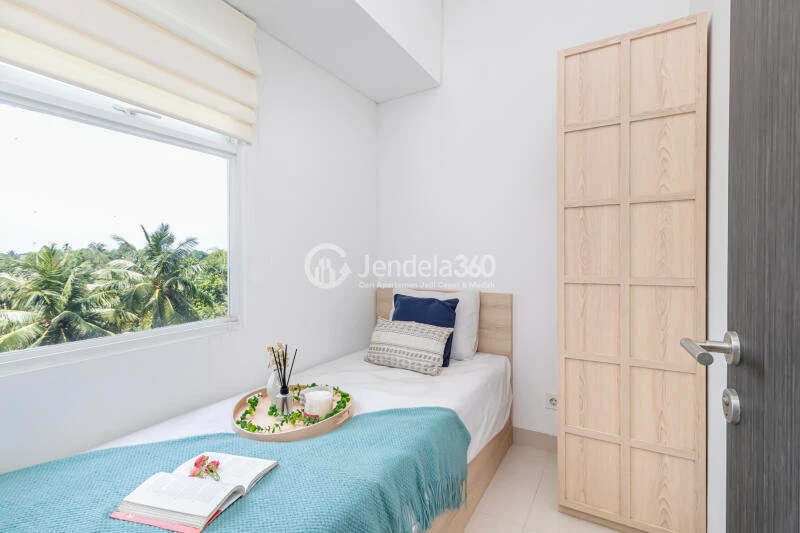 Bedroom Tidy 2BR Apartment Low Floor with City View at Serpong Garden Apartment