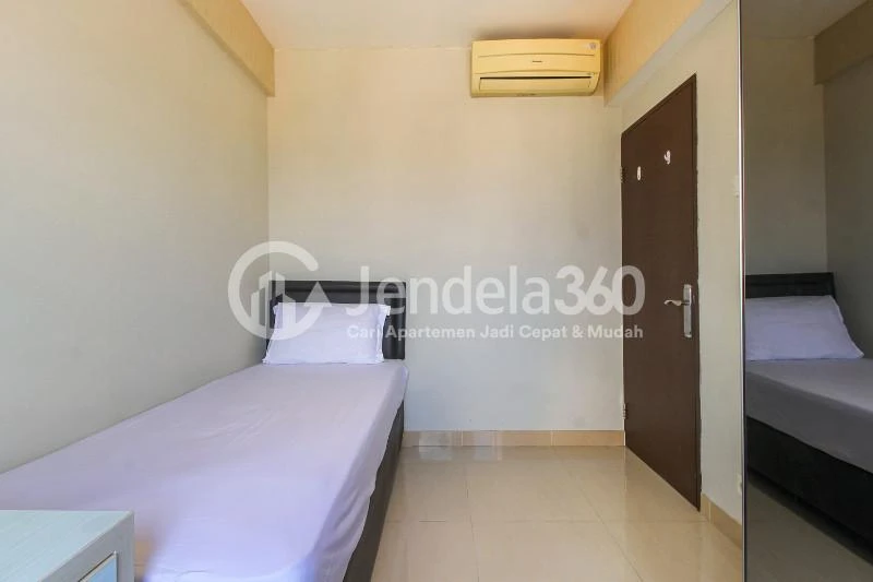 Bedroom 1BR Puri Park View Apartment at Tower E