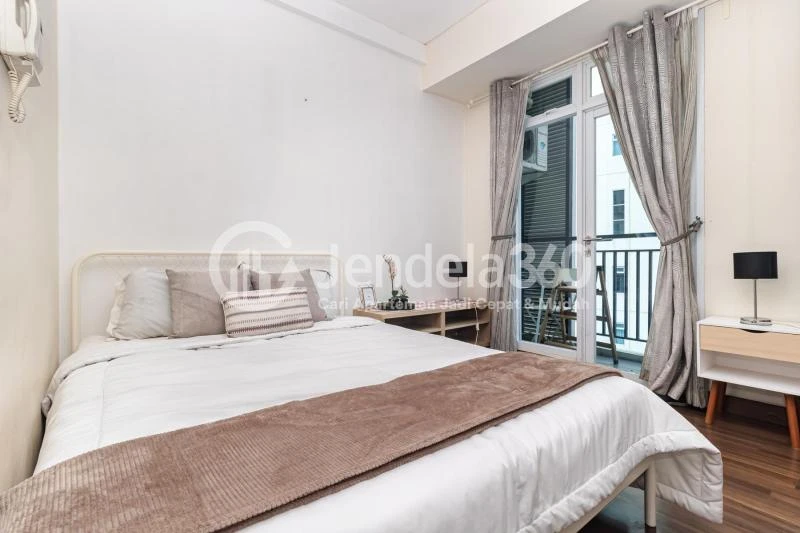Bedroom Studio Apartment with Kolam View at Puri Orchard Apartment