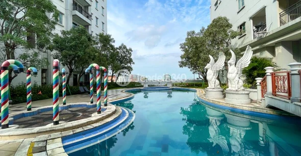 Swimming Pool - MOI Frenchwalk
