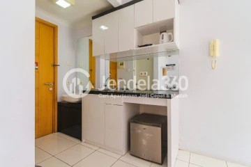 Kitchen Studio Signature Park Apartment at Low Floor