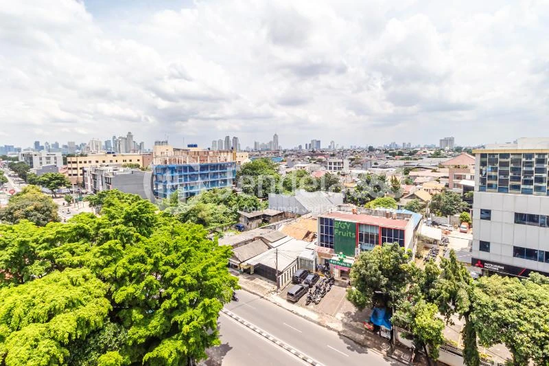 Balcony Spotless 1BR Apartment at Permata Eksekutif Apartment Tower 2