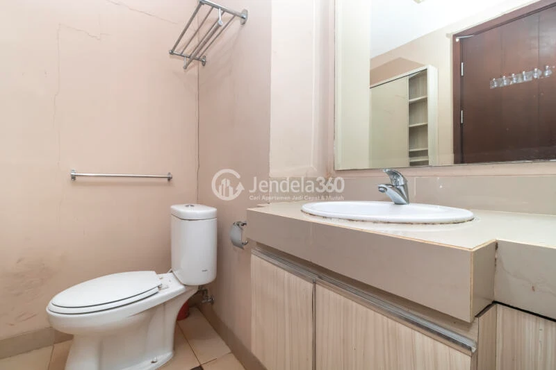 Bathroom U Residence Karawaci Studio Fully Furnished