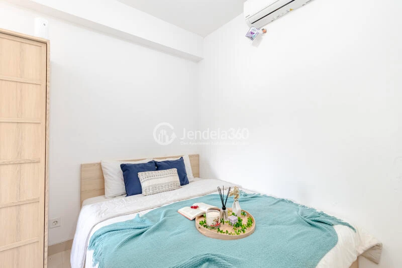 Bedroom Tidy 2BR Apartment Low Floor with City View at Serpong Garden Apartment