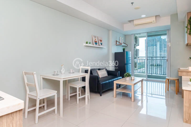 Dining Room Tidy 2BR Apartment at Springhill Terrace Residence Low Floor
