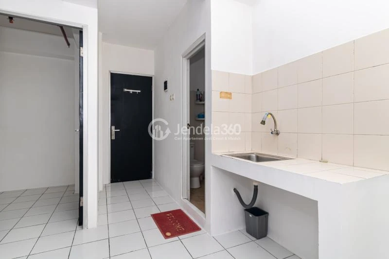 Kitchen Pancoran Riverside Apartment 2BR Tower 3B