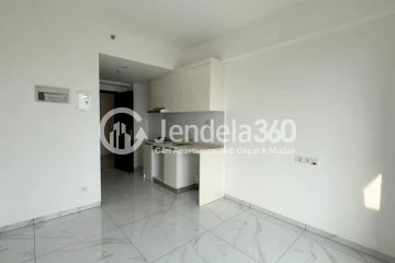 Bedroom Stylish Studio Apartment Low Floor with  View at Sky House Alam Sutera
