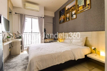 Bedroom Well Furnished and Relaxing Studio Apartment at Serpong Green View Apartment, Special Price!