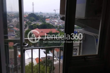 Balcony Fancy Studio Apartment Middle Floor with Mountain View at Bintaro Park View