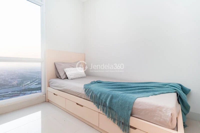 Bedroom 2 Good Deal 2BR Apartment at Vasanta Innopark Apartment High Floor