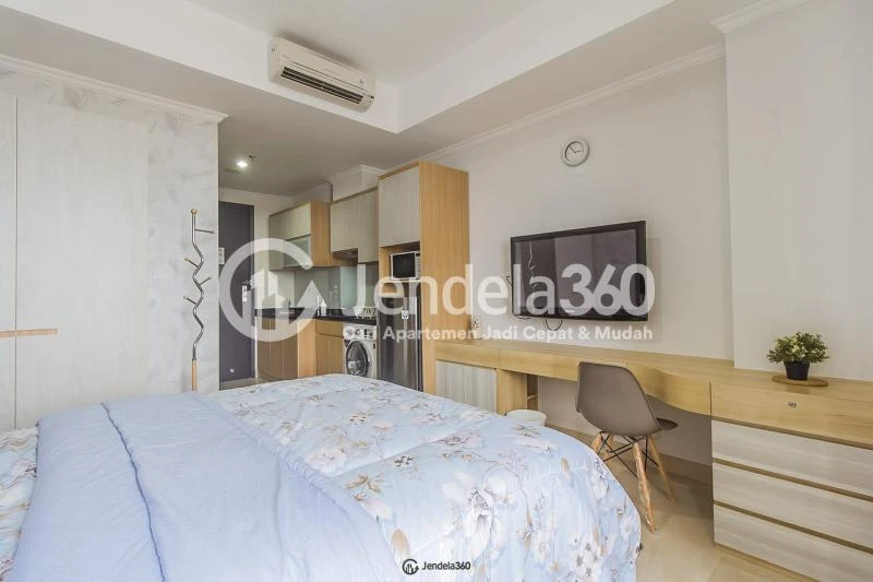 Bedroom Menteng Park Studio View City