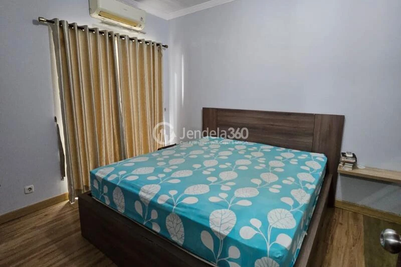 Bedroom 1 Well Located 3BR Apartment Middle Floor with City View at Mediterania Garden Residence 2