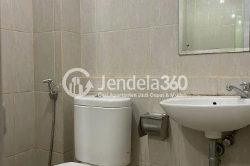 Bathroom Studio Apartment with City View at Pakubuwono Terrace