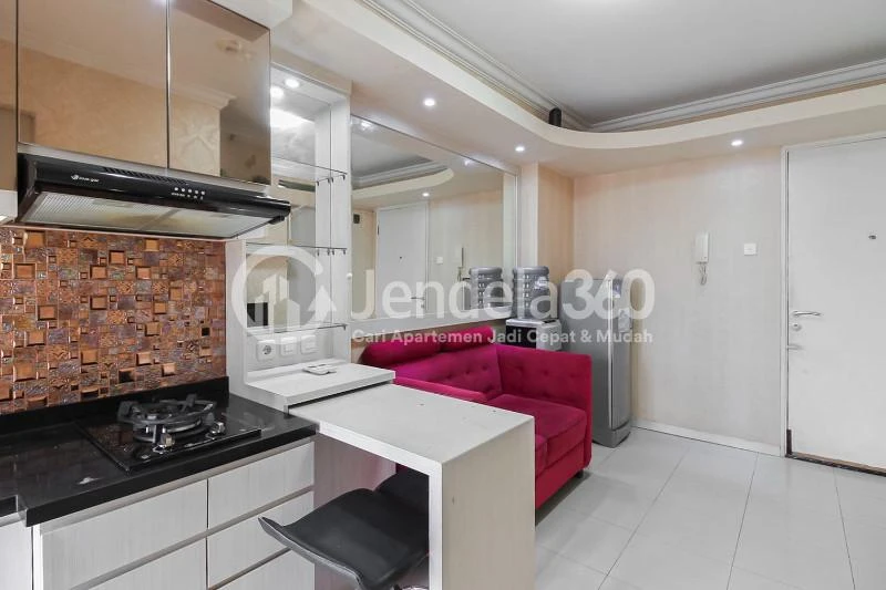 Kitchen 2BR Bassura City Apartment Next to Becakayu Toll Road and 10 Mins to Klender Station