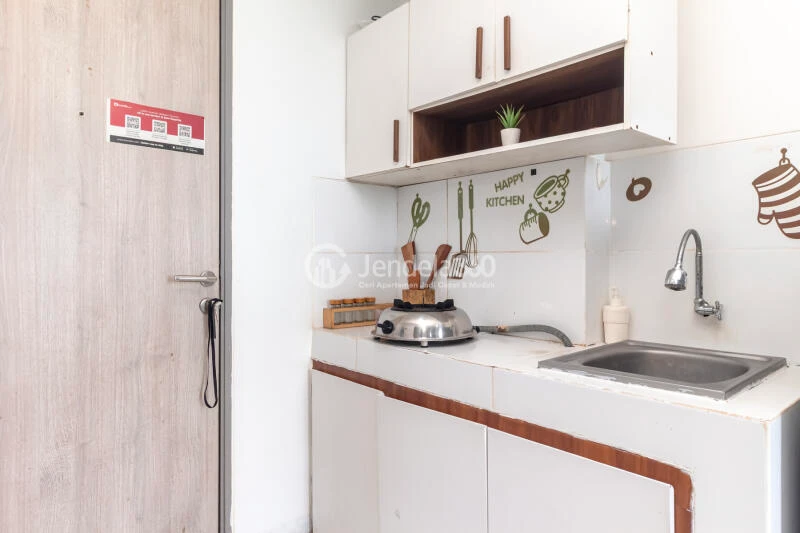 Kitchen Compact 1BR Apartment, 5 Mins to Ocean Park BSD