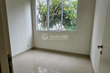 Bedroom 2 Compact 4BR Apartment at Rainbow Springs Condovillas Tower G16