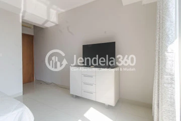 Bedroom Tidy 1BR Apartment with Sunset View at The Mansion Kemayoran Jasmine