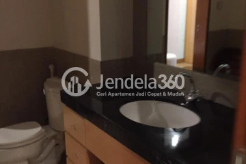 Bathroom Well Located 2BR Apartment Middle Floor with City View at Pakubuwono Residence