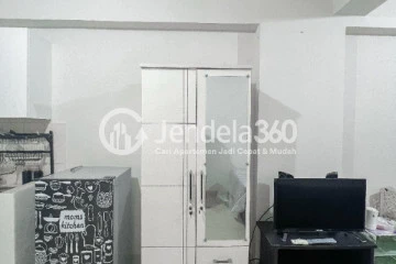 Bedroom Middle Floor Studio Apartment with  View at Oak Tower Apartment