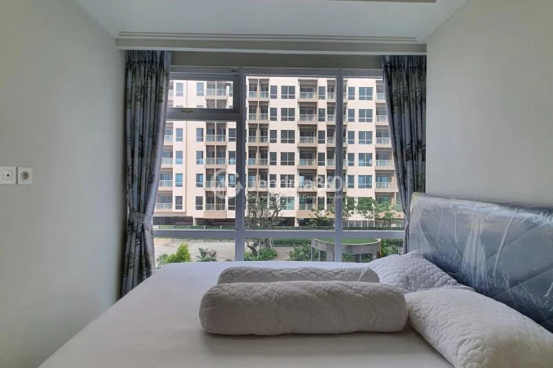 Bedroom 1 Decorative 2BR Apartment Low Floor with  View at Green Sedayu Apartment