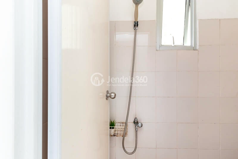 Bathroom Tidy 2BR Apartment Low Floor with  View at Pancoran Riverside Apartment