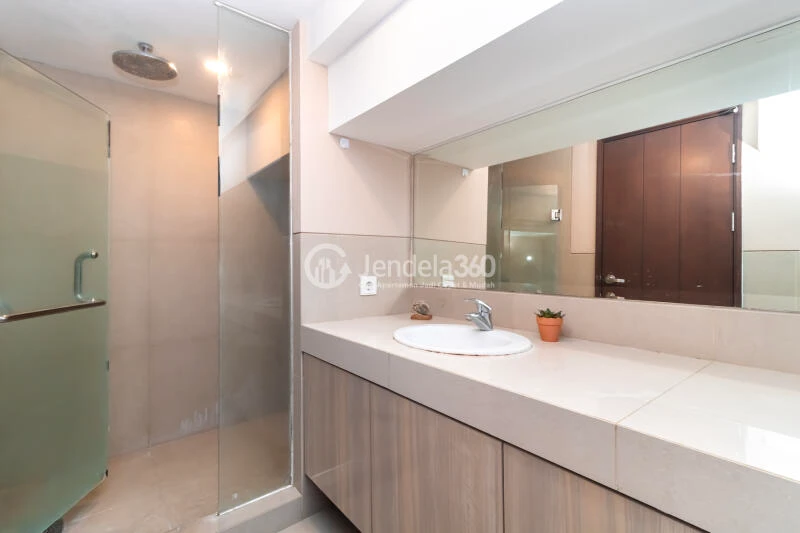 Bathroom Elegant 1BR Apartment at U Residence Karawaci Middle Floor