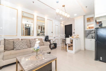 Living Room High Floor 4BR Apartment with City View at GP Plaza Apartment