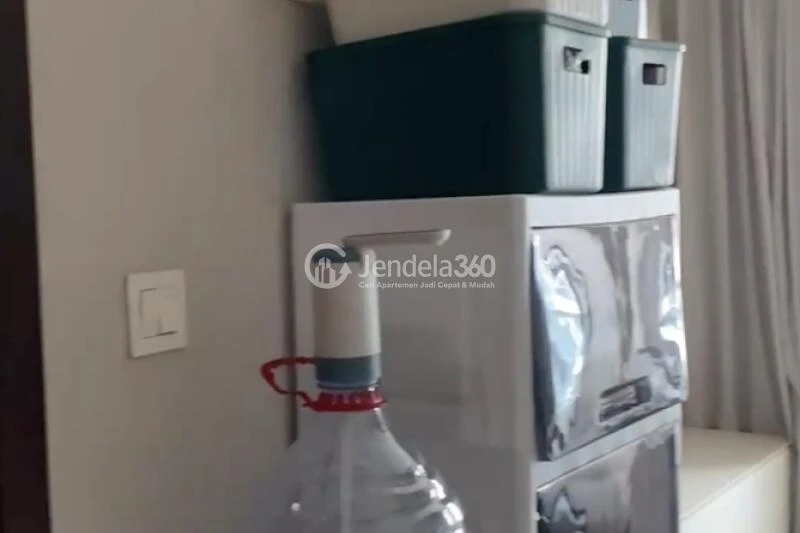 Kitchen Excellent 2BR Apartment High Floor with City View at Green Sedayu Apartment