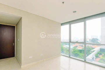 Bedroom 1 Low Floor 3BR Apartment with City View at Ciputra World 2 Apartment