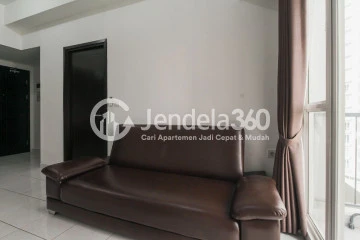 Living Room Low Floor 1BR Apartment with City View at Casa De Parco Apartment