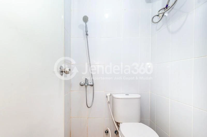Bathroom LA Hub City Apartment Studio Fully Furnished