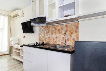 Kitchen Studio Bintaro Icon Apartment at Middle Floor