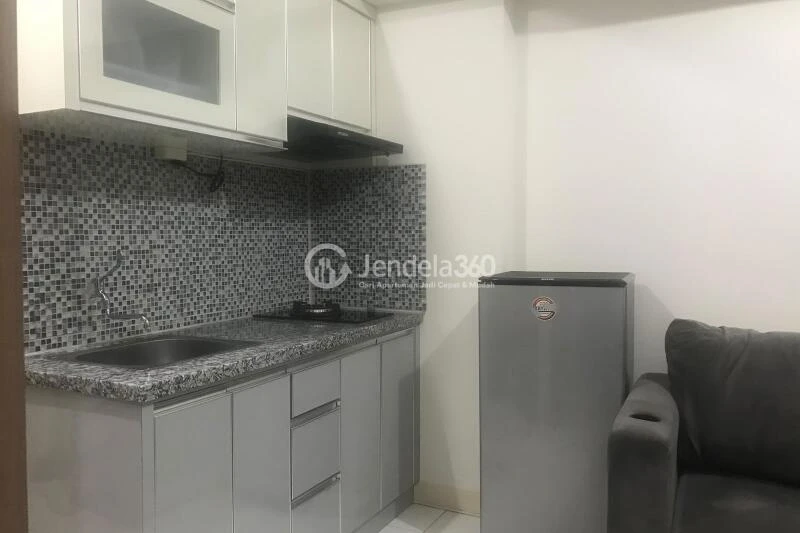 Kitchen 2BR Apartment with  View at Podomoro Golf View Apartment