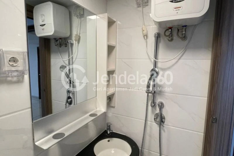 Bathroom Studio Sky House BSD Apartment at Middle Floor