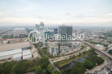 Balcony High Floor Studio Apartment with  View at Tifolia Apartment