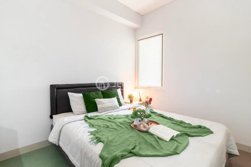 Bedroom 1 Simply Look 2BR Apartment at Aspen Residence Apartment High Floor