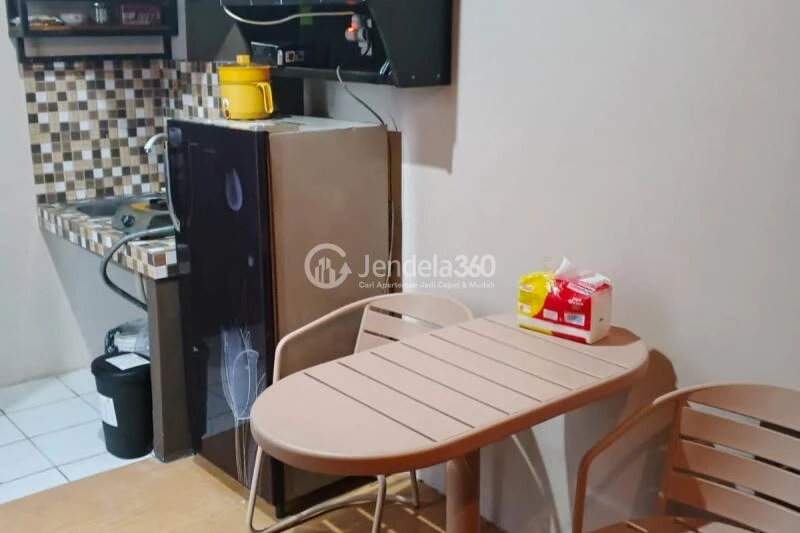 Kitchen 2BR Apartment with City View at Paragon Village Apartment