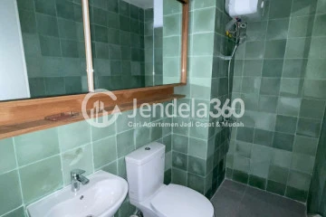 Bathroom Compact 2BR Apartment at Kebayoran Apartment Tower Ruby