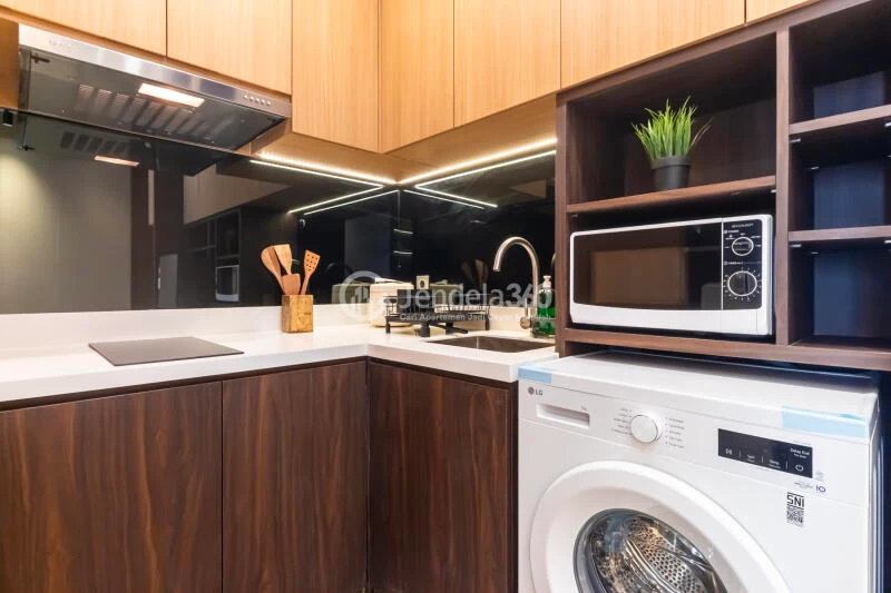 Kitchen 1BR Fatmawati City Center Apartment at High Floor
