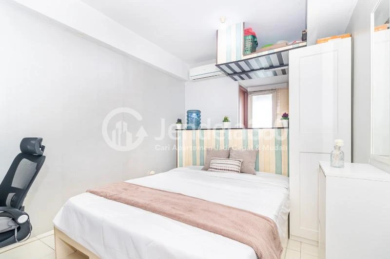 Bedroom 1BR Apartment with  View at Green Lake View Apartment