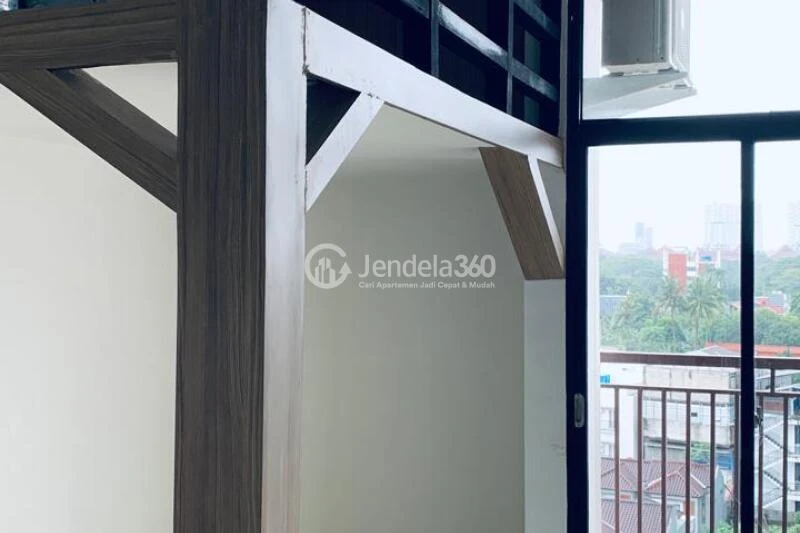 Bedroom Studio Apartment with  View at Dave Apartment