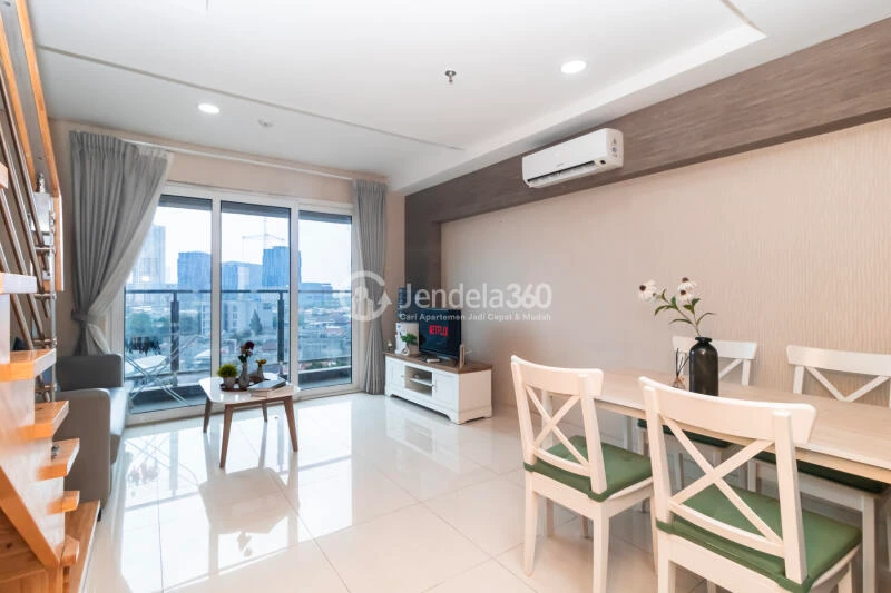 Dining Room Maqna Residence 2BR Fully Furnished