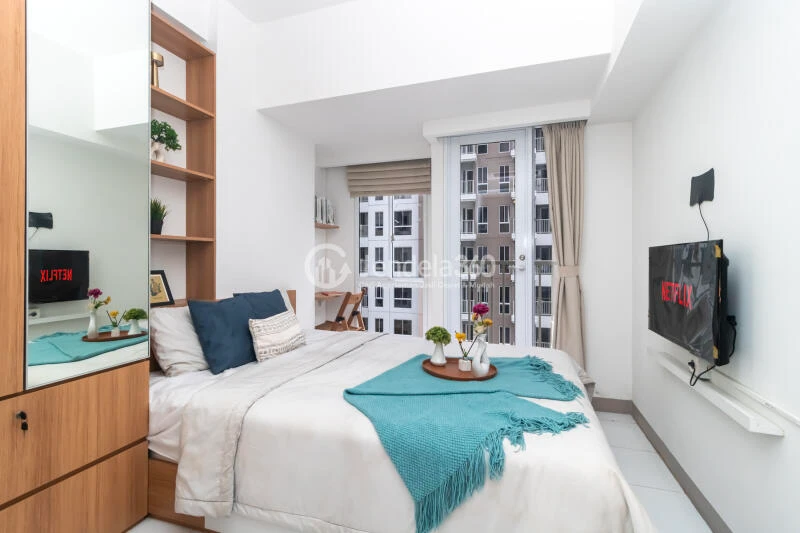 Bedroom Studio Apartment with City View at Tokyo Riverside Apartment