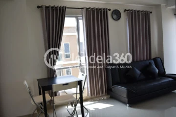 Living Room Middle Floor 1BR Apartment with City View at Paradise Mansion Apartment