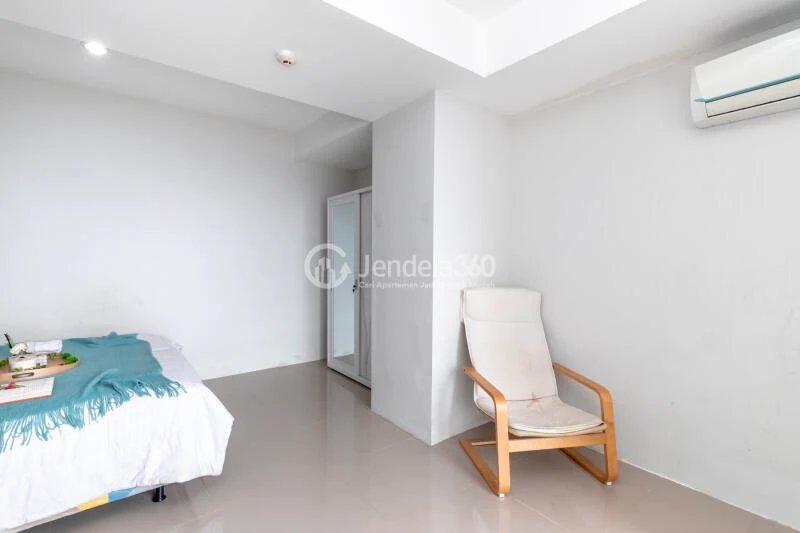 Bedroom 1 2BR Anwa Residence Apartment at High Floor